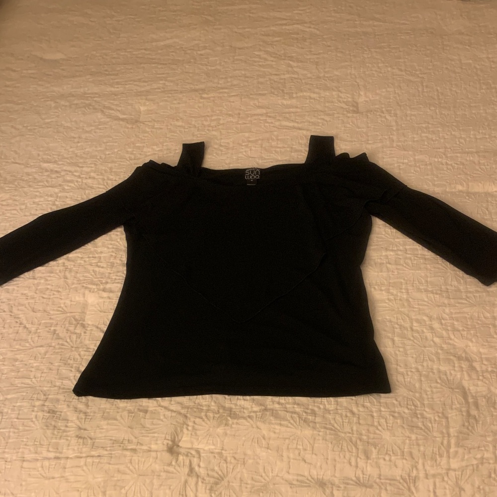 Clara Sun Woo  Cold Shoulder Top